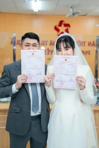 MC Mai Ngoc Second Wedding and Noo Phuoc Thinh New Year Wishes - image 6