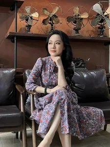 Life Update: The Beautiful TV Host Who Once 'Stole a Kiss' from Quyen Linh - image 3