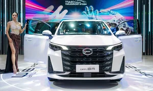 MG Cyberster at Vietnam Motor Show 2024: Electric Roadster Priced at 3.2 Billion VND - image 7
