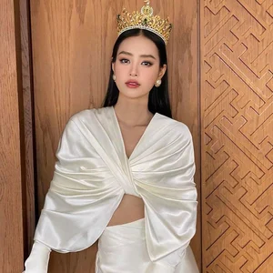 Beauty Struggles: Why This Beautiful Young Woman Can't Find a Date - image 0