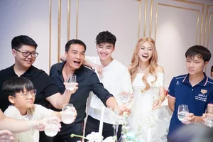Runner-Up Thanh Tu Lives a Fairytale Life with Her Husband - image 3