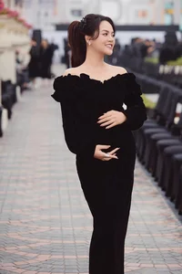 Strong and Beautiful Inspiring Single Mothers of Vietnamese Showbiz - image 10