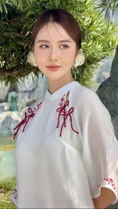 Strong and Beautiful Inspiring Single Mothers of Vietnamese Showbiz - image 6