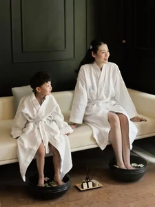 Tu Anh Shares First Close-Up Photos of Her Daughter: A Beauty Beyond Words - image 2