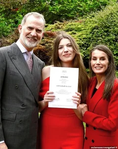 Meet Princess Leonor of Spain: The Polyglot Royal Inspiring a Generation - image 8