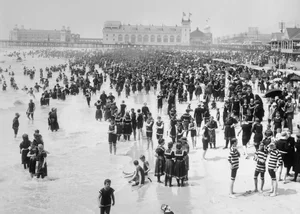 A Window into the Past: Rare Photos of American Life Over 100 Years Ago - image 9