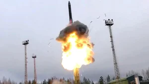 Oreshnik Unleashed: Russia's New Hypersonic Missile Technology and Its Global Impact - image 1