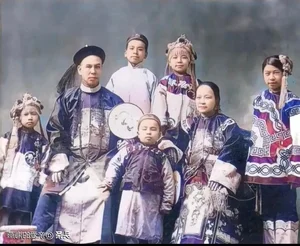 14 Rare Historical Photos Reveal Life in Late Qing Dynasty China - image 9