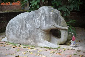 Exquisite Ancient Statues in the Tombs of Ancient Vietnamese Officials - image 6