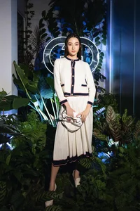 Miss Cao Bang Luong Thuy Linh: From Beauty Queen to CEO Style - image 0