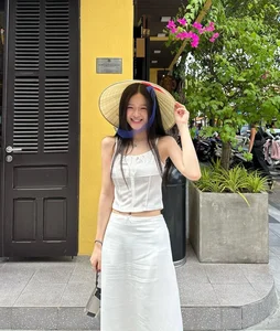 Linh Ka Style Evolution: From Mature Criticism to Subtle Elegance and Glamour - image 4
