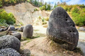 The Mystery of Trovants: Exploring the Living Stones That Grow and Reproduce After Rain - image 3