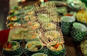 Discovering Que Son Cassava Noodles: Vietnam’s Unique Net-Like Culinary Masterpiece - image 3