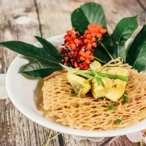Discovering Que Son Cassava Noodles: Vietnam’s Unique Net-Like Culinary Masterpiece - image 7