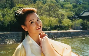 Mesmerizing Visuals of Wang Yuyan’s Mother in Jin Yong’s Classic Adaptations - image 14