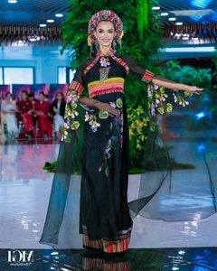 Vietnamese Traditional Costumes Shines Brightly at Miss Grand International 2023 Pageant - image 4