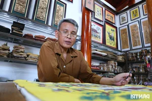 Reviving Dong Ho Folk Paintings: Vietnamese Artisans Share Heritage Globally - image 0