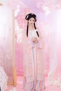 YiTuYu Art Language Vol.6035: Exploring the Artistic Vision of Qi Luo Sheng De Xiao Su Su - image 23