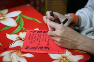 Beautiful Tet Traditions and Customs Cherished by Vietnamese Families - image 7