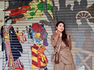 Jennifer Pham’s Youthful Schoolgirl Style on the Streets of Japan - image 7