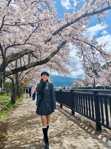 Jennifer Pham’s Youthful Schoolgirl Style on the Streets of Japan - image 4