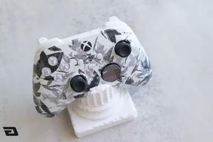 Xbox Storm Breaker Special Edition Hands-on: The Ultimate Black and White Gaming Warrior - image 7