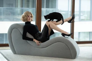 Stunning Catwoman Cosplay by Candy_ball: Part 01 Exclusive Photo and Video Collection for DC Fans and Cosplay Enthusiasts - image 19