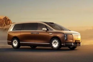 Maextro V800: Huawei Ultra-Luxury MPV Ready to Dominate - image 8