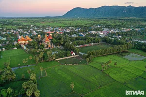 The Vibrant Bay Nui Bull Racing Festival Starting From Dawn - image 2