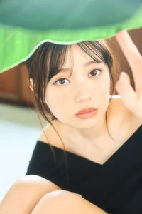 Stunning Akari Akase Digital Photo Book "Pure" - Elegant Japanese Fashion and Portrait Photography from FLASH Digital Collection - image 1