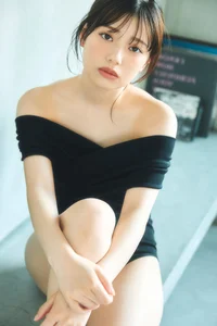 Stunning Akari Akase Digital Photo Book "Pure" - Elegant Japanese Fashion and Portrait Photography from FLASH Digital Collection - image 15