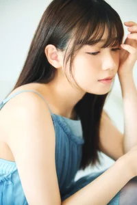 Stunning Akari Akase Digital Photo Book "Pure" - Elegant Japanese Fashion and Portrait Photography from FLASH Digital Collection - image 7