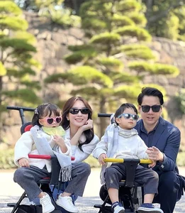 Miss Vietnam Dang Thu Thao Shares Heartwarming Photos of Her Newborn Third Daughter - image 2