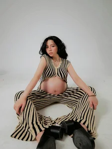 Rich Kid Dang Tieu To Sa Glows During Pregnancy: A Lesson in Maternity Style - image 0