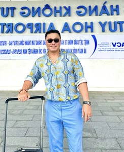 Actor Ly Hung at U55: Ageless Style and Youthful Charisma of a Legend - image 3