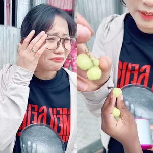Quang Linh Vlog Challenges the Sourest Fruit in Vietnam: A Culinary Adventure - image 4
