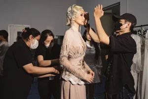 The New Mentor Beauties Dazzle in Ao Dai as Thanh Hang Bridal Look Goes Viral - image 19