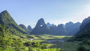 Discovering Mat Than Nui: The Breathtaking ‘Eye of the Mountain’ in Cao Bang - image 6