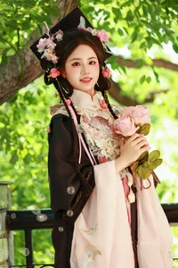 YiTuYu Art Language Vol.9970: Captivating Portraits of Xiao Du Tong Xue - image 13