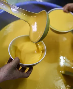 Inside a 50-Year-Old Traditional Chinese Bakery Preparing for Lunar New Year - image 9