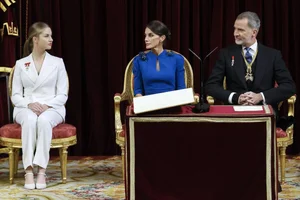 Princess Leonor of Spain Celebrates Her Historic 18th Birthday - image 3