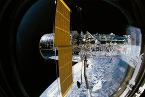 The Cosmos Unveiled: Exploring the Top 15 Most Important Discoveries in the History of Astronomy - image 3