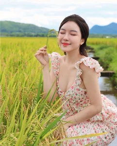 Captivating Portraits of Vietnamese Model NH Quynh Trang - image 12