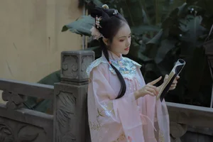 Captivating Visuals: YiTuYu Art Language Vol.5685 Starring the Stunning Chu Yao - image 14