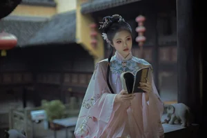 Captivating Visuals: YiTuYu Art Language Vol.5685 Starring the Stunning Chu Yao - image 1