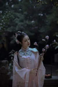Captivating Visuals: YiTuYu Art Language Vol.5685 Starring the Stunning Chu Yao - image 9