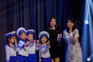 Child Star Luyen from 'Cua De Danh' Shares Emotional Childhood Memories - image 7