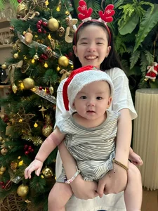 Phuong Trinh Jolie and Ly Binh Celebrate Blended Family Happiness - image 10