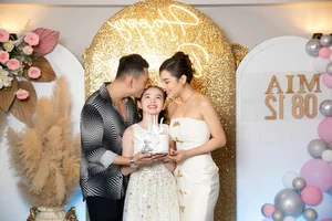 Phuong Trinh Jolie and Ly Binh Celebrate Blended Family Happiness - image 3
