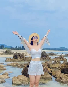 Meet the Rising Star: Thai Nguyen Beauty Captivating VTV Audiences - image 1